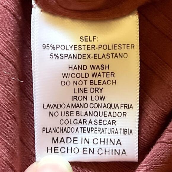 NWT Listicle Blouse Top Size Medium Dusty Rose Long Flare Sleeves Oversized - Picture 6 of 6